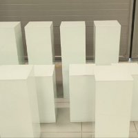 Колонна белая из стекла 140 см